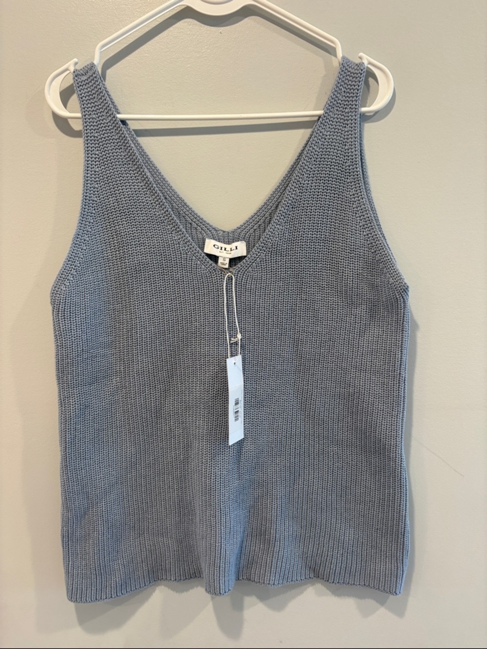 Gilli V-Neck Knit Tank - Light Blue
